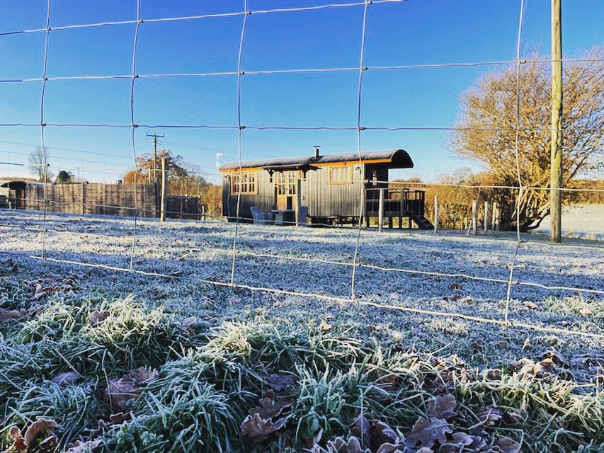 Shepherds-sunrise-in-the-frost